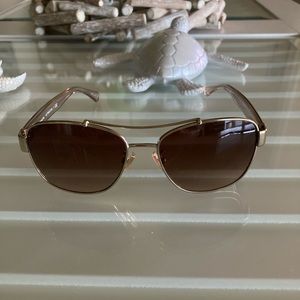 Coach Sunglasses 🕶️
